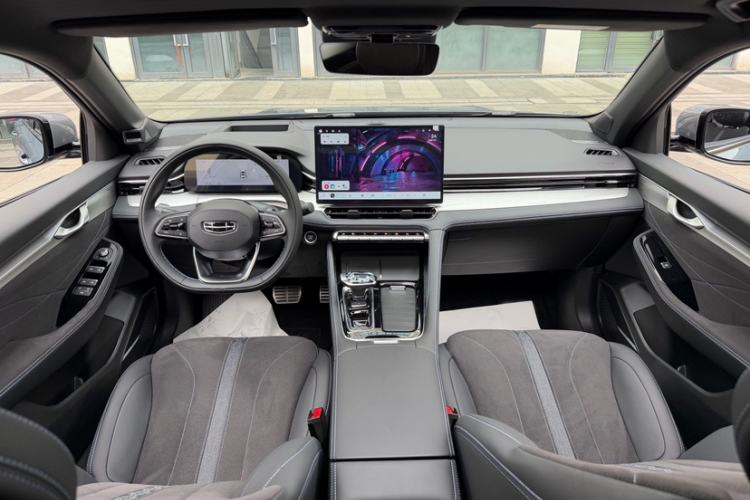 Used Geely Auto Preface 2026 Model Oriental Yao 2.0TD Wangyue Edition Audio And AC Panel