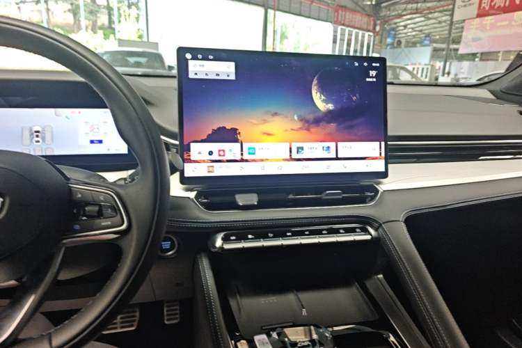 Used Geely Auto Preface 2026 Model Oriental Yao 2.0TD Wangyue Edition Audio And AC Panel