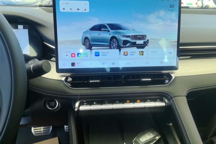 Used Geely Auto Preface 2026 Model Oriental Yao 2.0TD Wangyue Edition Audio And AC Panel