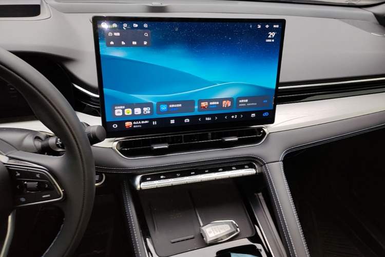 Used Geely Auto Preface 2026 Model Oriental Yao 2.0TD Wangyue Edition Audio And AC Panel