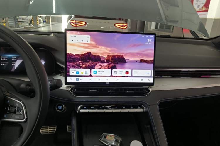 Used Geely Auto Preface 2026 Model Oriental Yao 2.0TD Wangyue Edition Audio And AC Panel