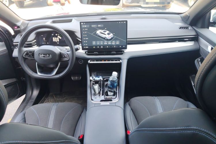 Used Geely Auto Preface 2026 Model Oriental Yao 2.0TD Wangyue Edition Center Console
