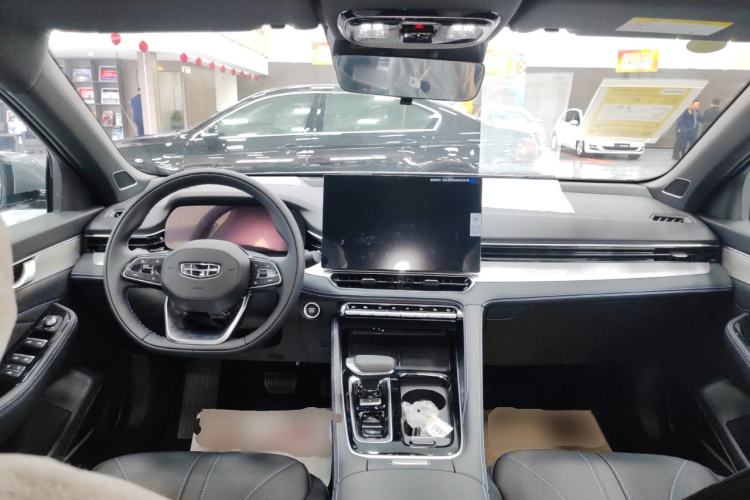 Used Geely Auto Preface 2026 Model Oriental Yao 1.5TD Fuyao Edition Center Console