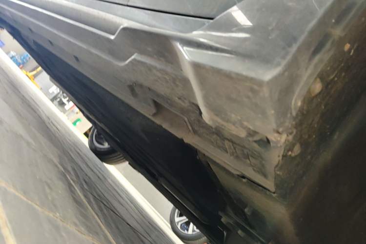 Used Geely Auto Preface 2026 Model Oriental Yao 2.0TD Wangyue Edition Chassis Front Right