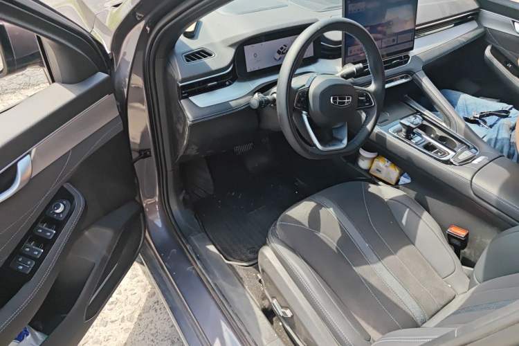 Used Geely Auto Preface 2026 Model Oriental Yao 2.0TD Xiaohan Edition Driver Seat