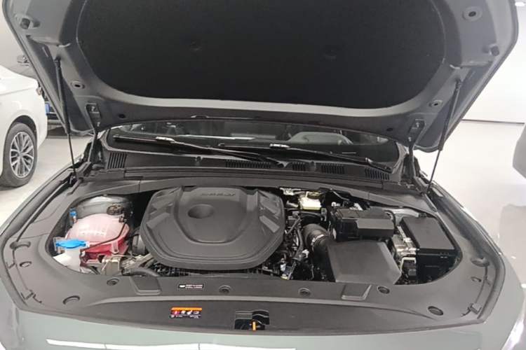Used Geely Auto Preface 2026 Model Oriental Yao 2.0TD Wangyue Edition Engine Bay