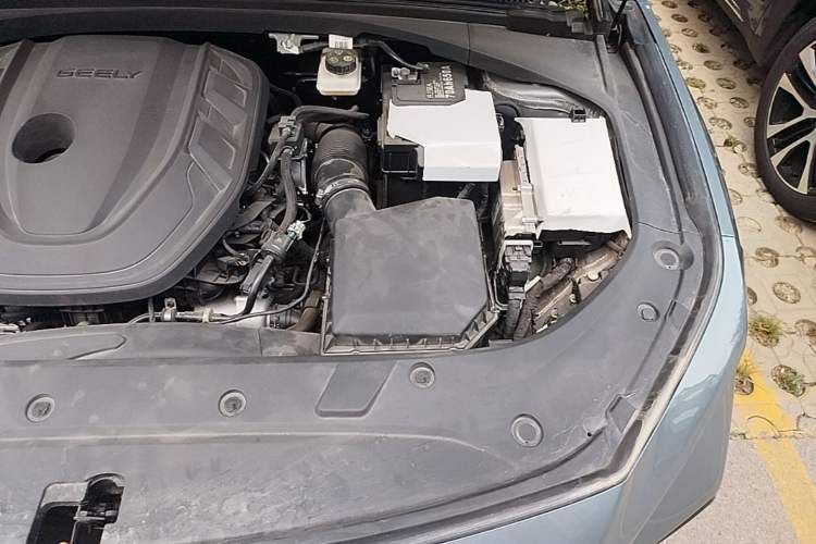Used Geely Auto Preface 2026 Model Oriental Yao 2.0TD Wangyue Edition Engine Bay Left