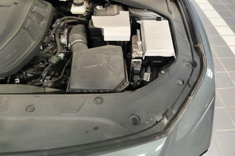 Used Geely Auto Preface 2026 Model Oriental Yao 2.0TD Wangyue Edition Engine Bay Left