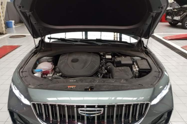 Used Geely Auto Preface 2026 Model Oriental Yao 2.0TD Wangyue Edition Engine Bay