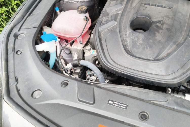 Used Geely Auto Preface 2026 Model Oriental Yao 2.0TD Lanxing Edition Engine Bay Right
