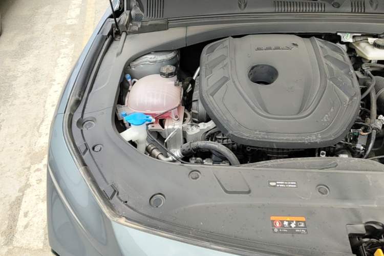 Used Geely Auto Preface 2026 Model Oriental Yao 2.0TD Wangyue Edition Engine Bay Right
