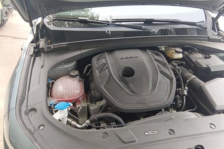 Used Geely Auto Preface 2026 Model Oriental Yao 2.0TD Wangyue Edition Engine Bay Right