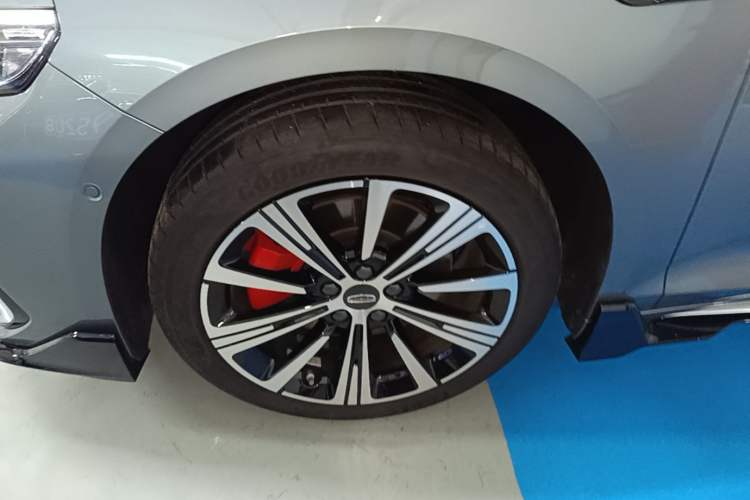 Used Geely Auto Preface 2026 Model Oriental Yao 2.0TD Wangyue Edition Exterior 4