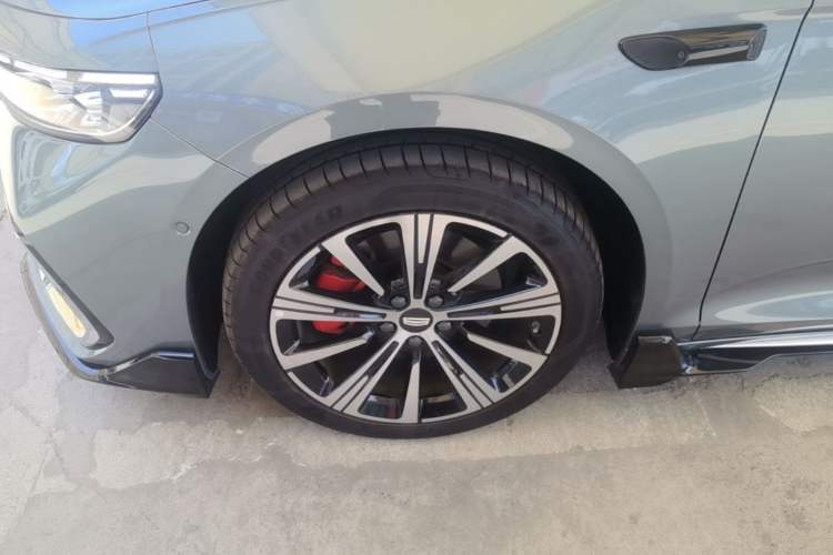 Used Geely Auto Preface 2026 Model Oriental Yao 2.0TD Wangyue Edition Exterior 4