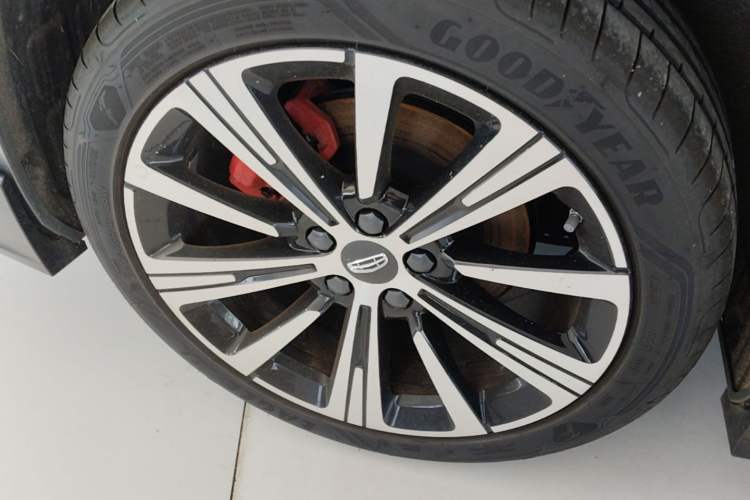 Used Geely Auto Preface 2026 Model Oriental Yao 2.0TD Wangyue Edition Exterior 5