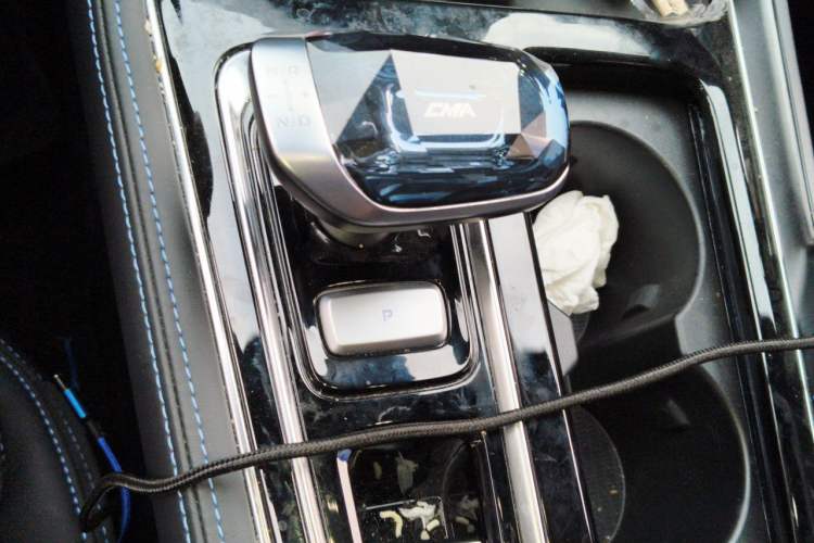 Used Geely Auto Preface 2026 Model Oriental Yao 2.0TD Lanxing Edition Gear Lever
