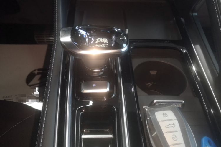 Used Geely Auto Preface 2026 Model Oriental Yao 2.0TD Wangyue Edition Gear Lever