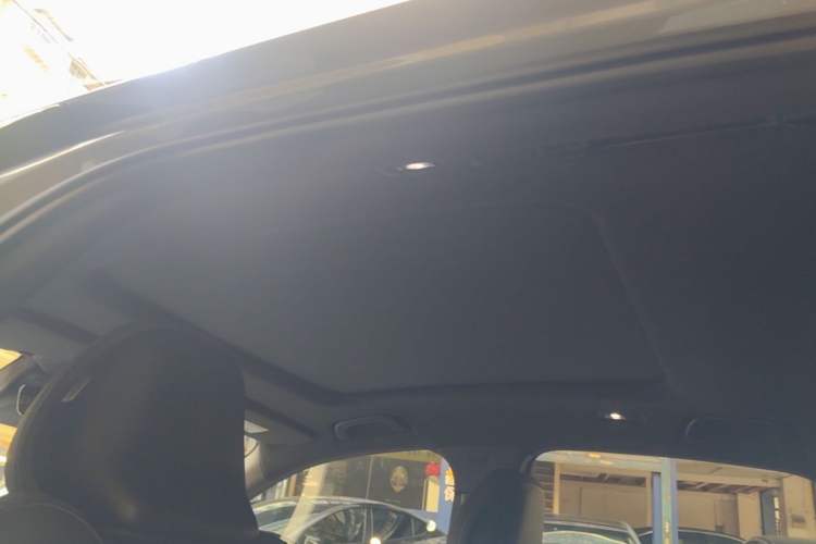 Used Geely Auto Preface 2026 Model Oriental Yao 2.0TD Lanxing Edition Headliner