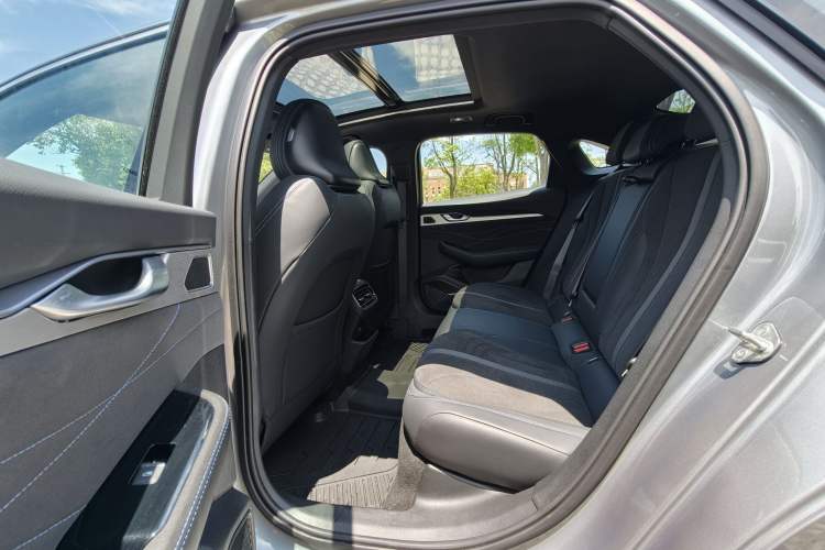 Used Geely Auto Preface 2026 Model Oriental Yao 2.0TD Lanxing Edition Interior 3