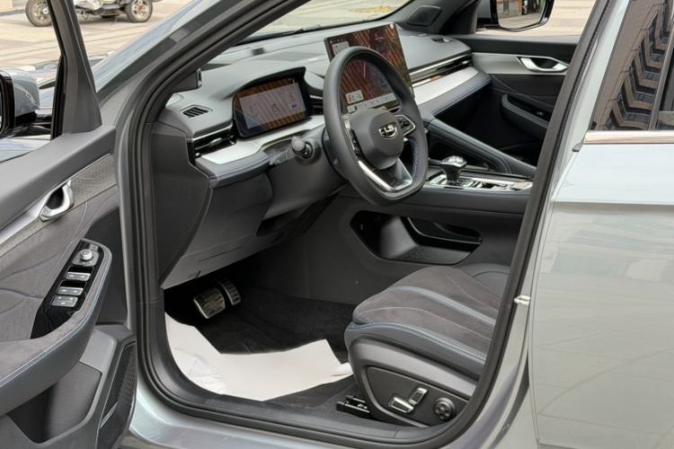 Used Geely Auto Preface 2026 Model Oriental Yao 2.0TD Wangyue Edition Interior 6