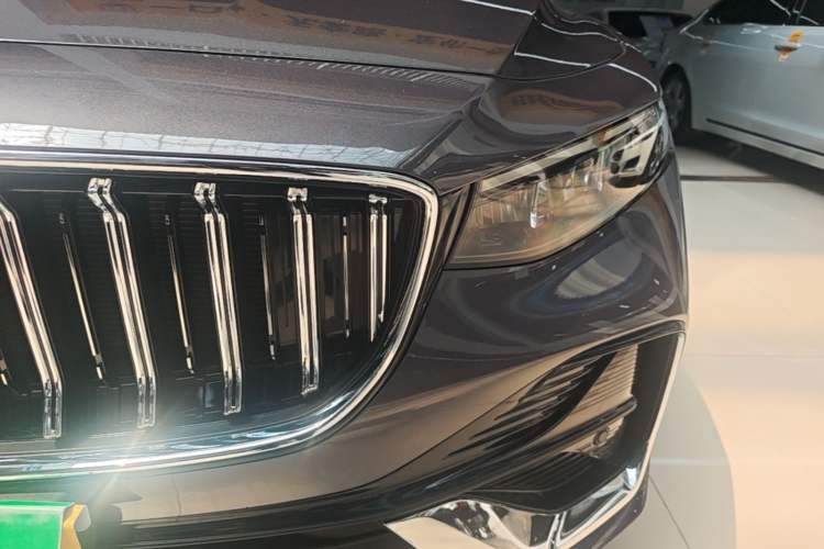 Used Geely Auto Preface 2026 Model Oriental Yao 1.5TD Fuyao Edition Left Front Headlight