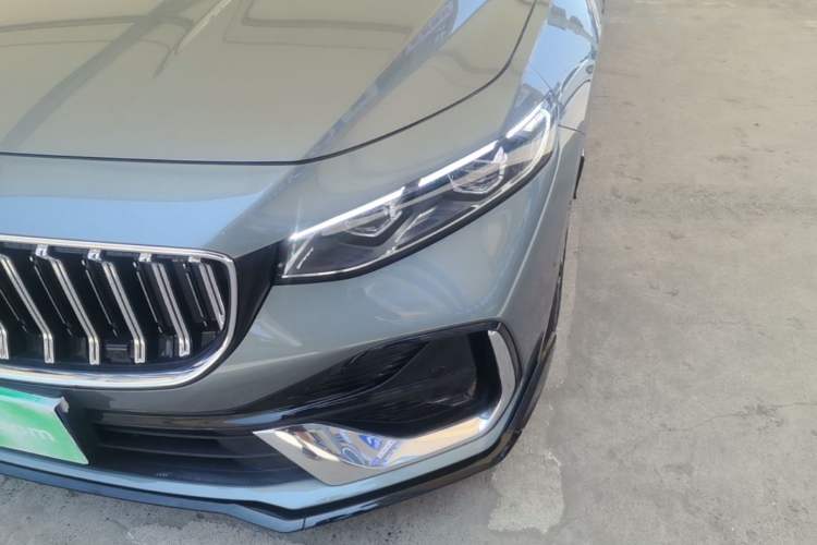 Used Geely Auto Preface 2026 Model Oriental Yao 2.0TD Wangyue Edition Left Front Headlight