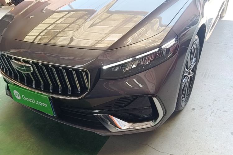 Used Geely Auto Preface 2026 Model Oriental Yao 1.5TD Fuyao Edition Left Front Headlight