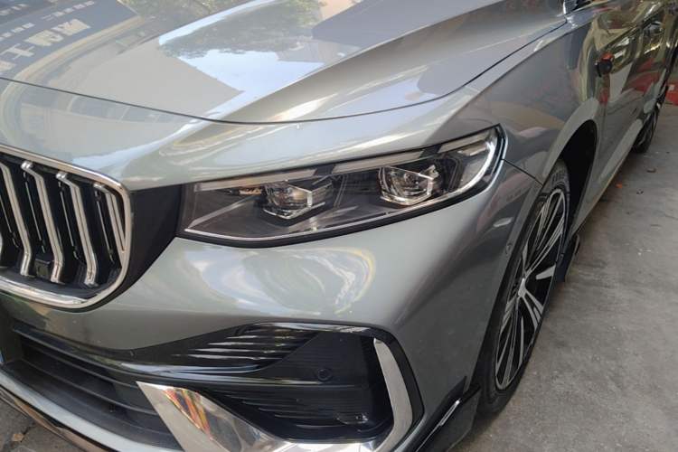 Used Geely Auto Preface 2026 Model Oriental Yao 2.0TD Lanxing Edition Left Front Headlight
