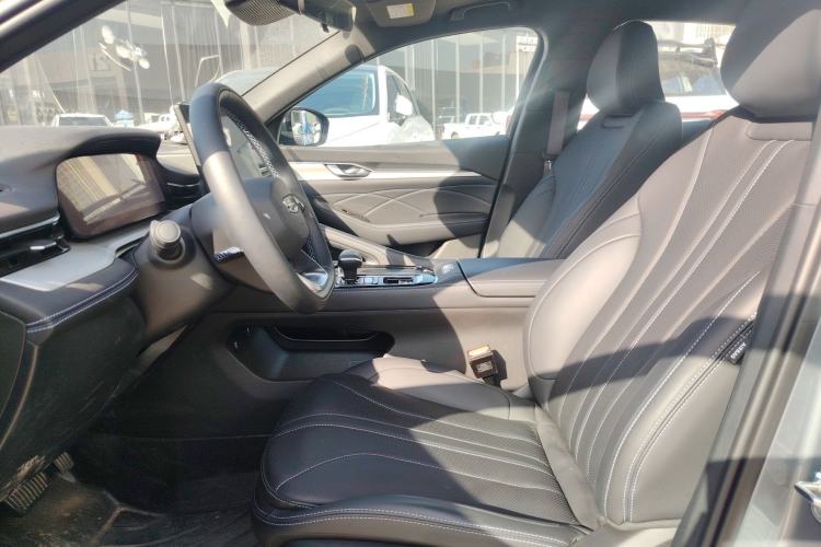 Used Geely Auto Preface 2026 Model Oriental Yao 1.5TD Kunlun Edition Left Front Seat