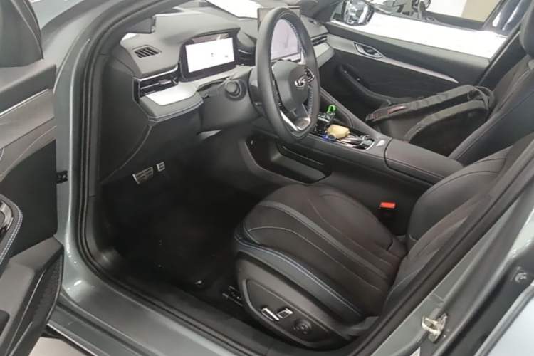 Used Geely Auto Preface 2026 Model Oriental Yao 2.0TD Wangyue Edition Left Front Seat