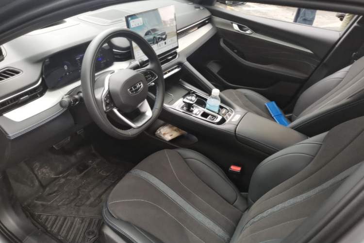 Used Geely Auto Preface 2026 Model Oriental Yao 2.0TD Wangyue Edition Left Front Seat