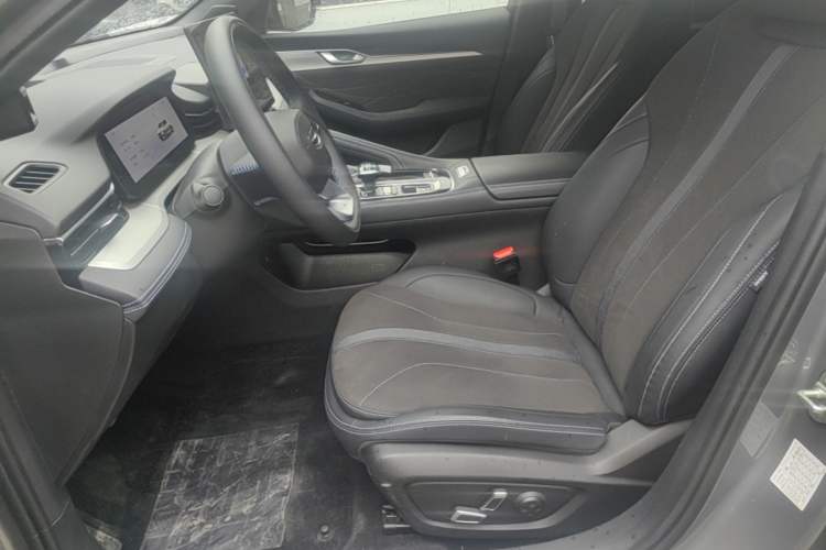 Used Geely Auto Preface 2026 Model Oriental Yao 2.0TD Wangyue Edition Left Front Seat