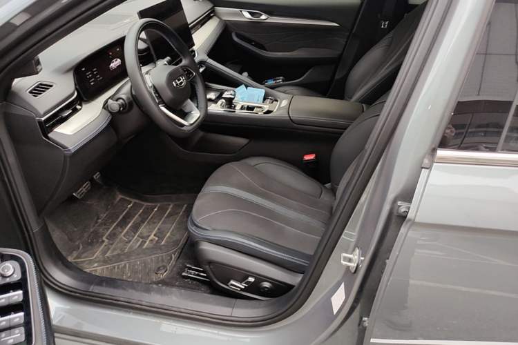 Used Geely Auto Preface 2026 Model Oriental Yao 2.0TD Wangyue Edition Left Front Seat