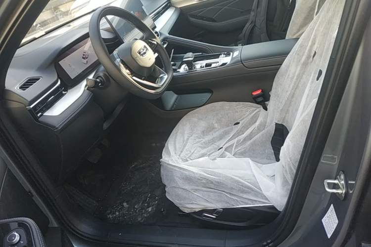 Used Geely Auto Preface 2026 Model Oriental Yao 1.5TD Fuyao Edition Left Front Seat