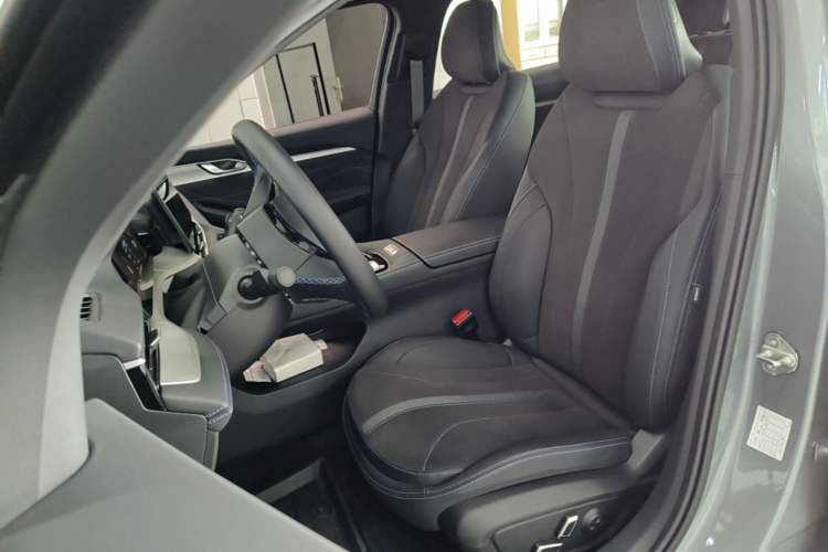 Used Geely Auto Preface 2026 Model Oriental Yao 2.0TD Wangyue Edition Left Front Seat