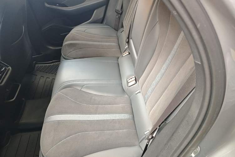 Used Geely Auto Preface 2026 Model Oriental Yao 2.0TD Wangyue Edition Left Rear Seat