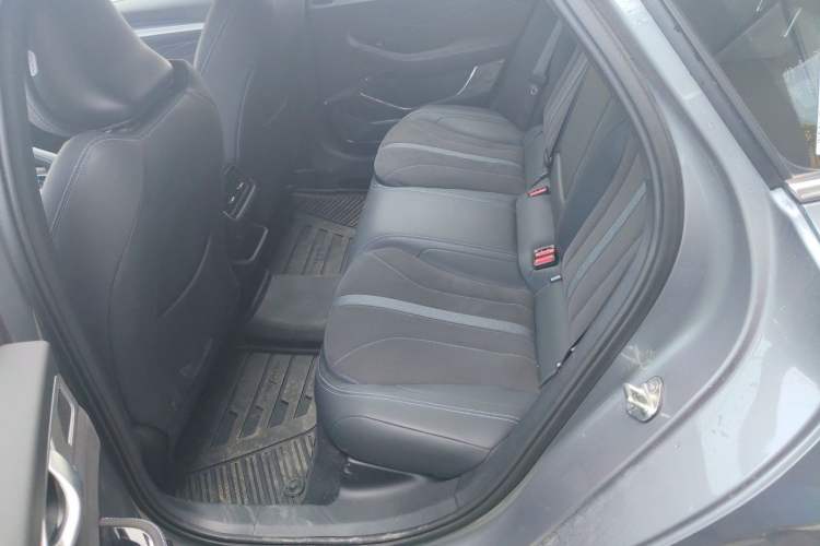 Used Geely Auto Preface 2026 Model Oriental Yao 2.0TD Wangyue Edition Left Rear Seat