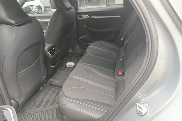 Used Geely Auto Preface 2026 Model Oriental Yao 2.0TD Wangyue Edition Left Rear Seat
