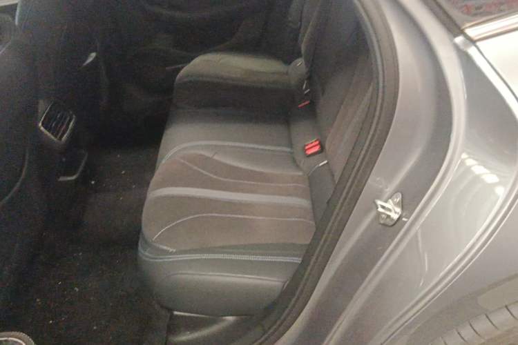 Used Geely Auto Preface 2026 Model Oriental Yao 2.0TD Wangyue Edition Left Rear Seat