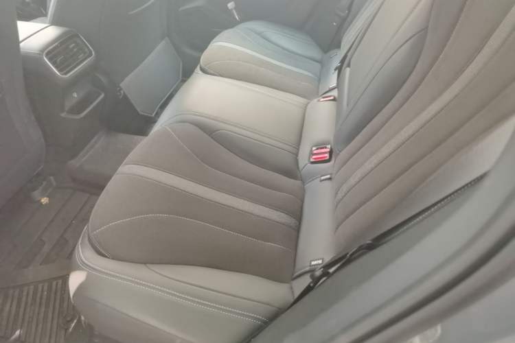 Used Geely Auto Preface 2026 Model Oriental Yao 2.0TD Wangyue Edition Left Rear Seat