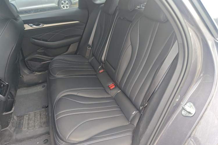 Used Geely Auto Preface 2026 Model Oriental Yao 1.5TD Kunlun Edition Left Rear Seat