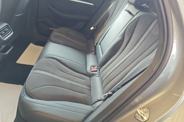 Used Geely Auto Preface 2026 Model Oriental Yao 2.0TD Wangyue Edition Left Rear Seat