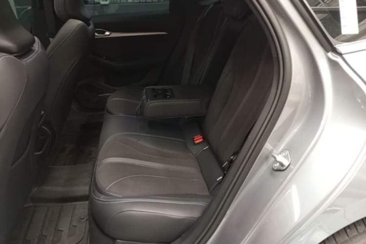 Used Geely Auto Preface 2026 Model Oriental Yao 2.0TD Wangyue Edition Left Rear Seat