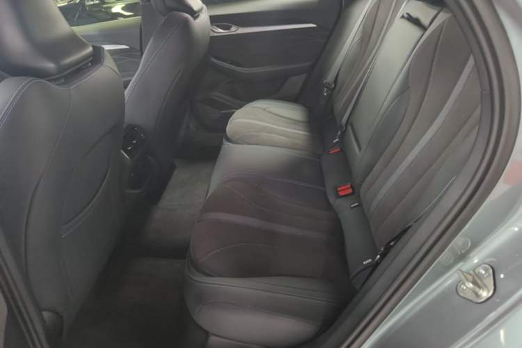 Used Geely Auto Preface 2026 Model Oriental Yao 2.0TD Wangyue Edition Left Rear Seat