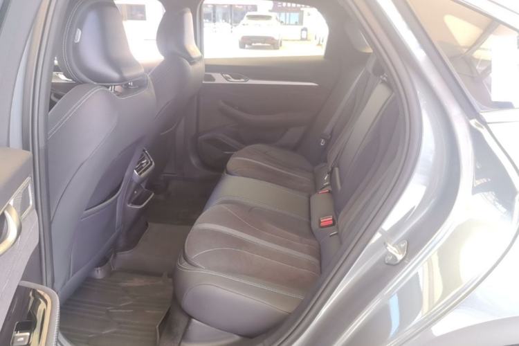 Used Geely Auto Preface 2026 Model Oriental Yao 2.0TD Wangyue Edition Left Rear Seat