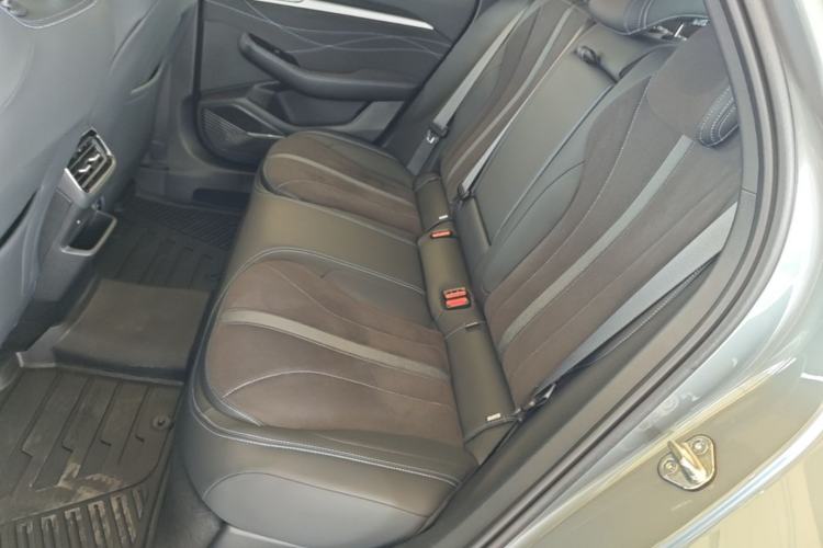 Used Geely Auto Preface 2026 Model Oriental Yao 2.0TD Wangyue Edition Left Rear Seat