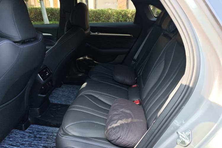 Used Geely Auto Preface 2026 Model Oriental Yao 1.5TD Kunlun Edition Left Rear Seat