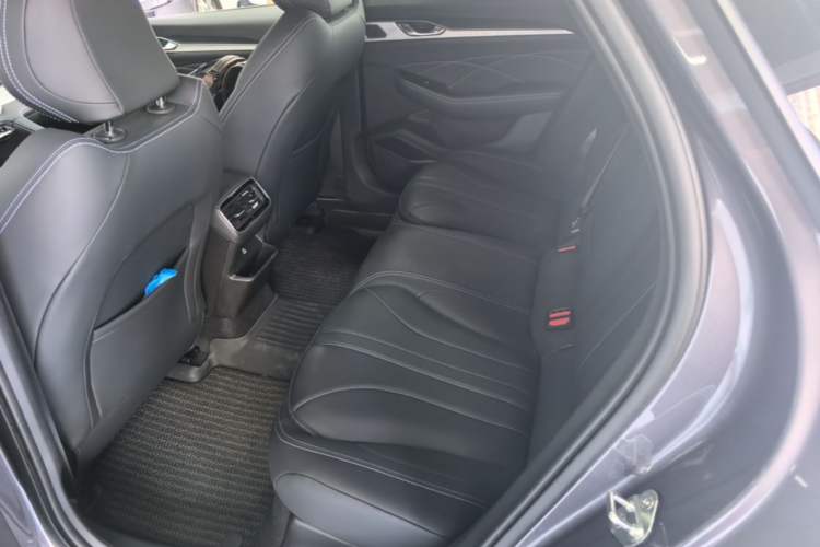 Used Geely Auto Preface 2026 Model Oriental Yao 1.5TD Fuyao Edition Left Rear Seat