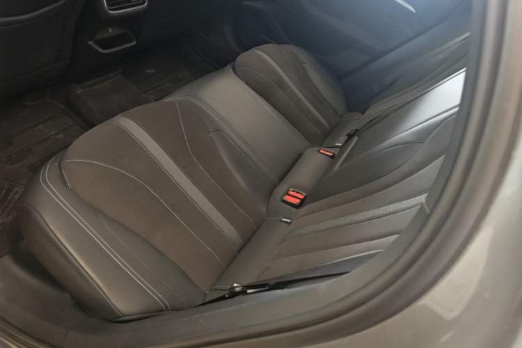 Used Geely Auto Preface 2026 Model Oriental Yao 2.0TD Wangyue Edition Left Rear Seat