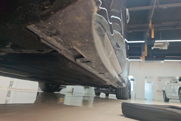 Used Geely Auto Preface 2026 Model Oriental Yao 1.5TD Fuyao Edition Left Side Sill